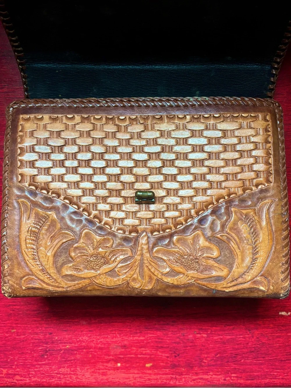 VINTAGE 1950s — Hand-Tooled Floral Leather Satchel Purse - Picture 2 of 6